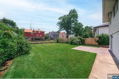 2 Henry Street, Englewood Cliffs, NJ 07632 - Photo 37