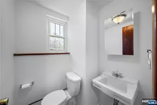 2 Henry St, Englewood Cliffs, NJ 07632 - Photo 31
