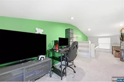 64 Conover Avenue, Nutley, NJ 07110 - Photo 15