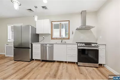 64 Conover Avenue, Nutley, NJ 07110 - Photo 9
