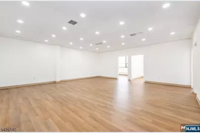 280 Harrison Street 302 #302, East Orange, NJ 07018 - Photo 3