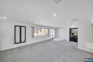 231 Hillside Ave, Paramus, NJ 07652 - Photo 15