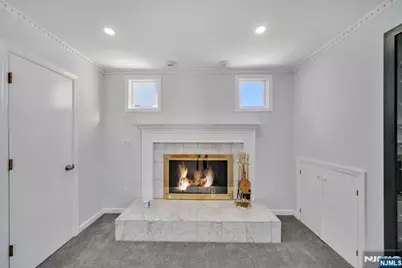 231 Hillside Avenue, Paramus, NJ 07652 - Photo 17