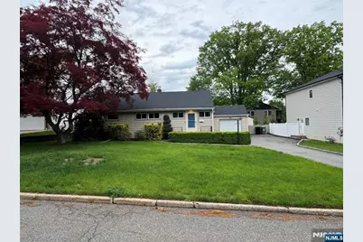 231 Hillside Avenue, Paramus, NJ 07652 - Photo 27