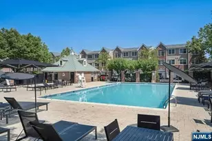 172 Price Ct 172X, West New York, NJ 07093 - Photo 25