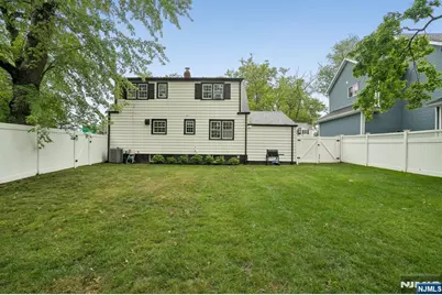 24 Iris Road, Summit, NJ 07901 - Photo 37