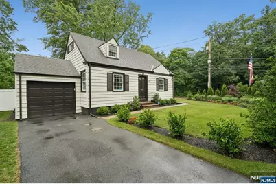24 Iris Road, Summit, NJ 07901 - Photo 3