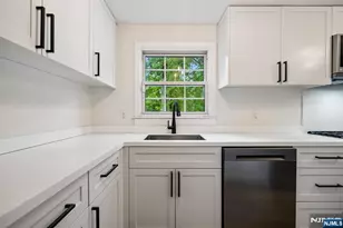 24 Iris Rd, Summit, NJ 07901 - Photo 15