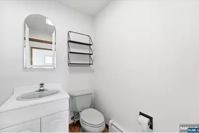 5 Lexington Avenue, Wallington, NJ 07057 - Photo 35