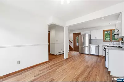 5 Lexington Avenue, Wallington, NJ 07057 - Photo 37