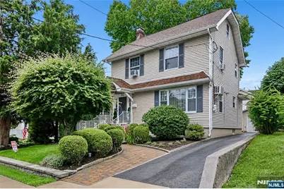 306 Passaic Avenue, Hasbrouck Heights, NJ 07604 - Photo 39