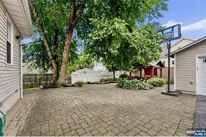 306 Passaic Avenue, Hasbrouck Heights, NJ 07604 - Photo 43