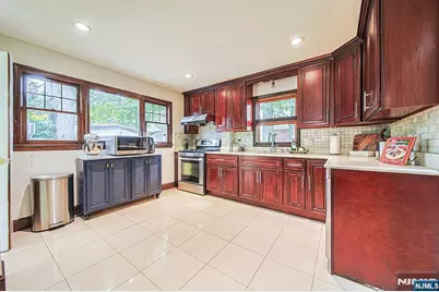 209 Harding Road, Glen Rock, NJ 07452 - Photo 13