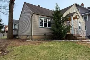 1 Courier Pl, Rutherford, NJ 07070 - Photo 11