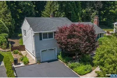 23 Carlton Avenue, Ho Ho Kus, NJ 07423 - Photo 31