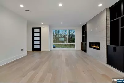 529 5th Street B #B, Palisades Park, NJ 07650 - Photo 3