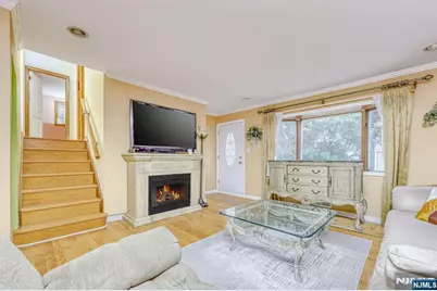 37 Cedar Drive, Rochelle Park Township, NJ 07662 - Photo 15