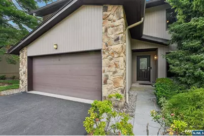 19 Cedar Wood Terrace, Woodland Park, NJ 07424 - Photo 3
