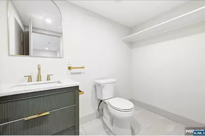 119 Cedar Street C0119 #C0119, Cliffside Park, NJ 07010 - Photo 35