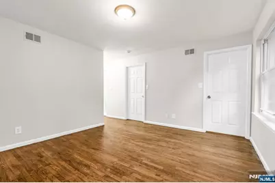 285 6th Street, Newark, NJ 07103 - Photo 21