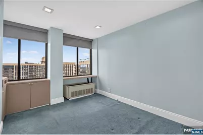 300 Winston Drive C3111 #C3111, Cliffside Park, NJ 07010 - Photo 21