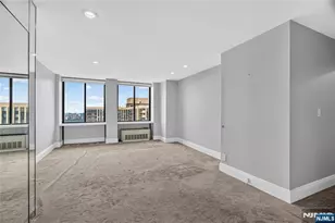 300 Winston Dr C3111, Cliffside Park, NJ 07010 - Photo 15