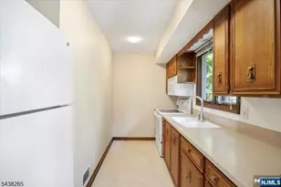 6 Green Hills Rd, Mendham, NJ 07945 - Photo 33