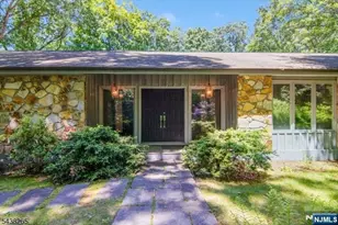 6 Green Hills Rd, Mendham, NJ 07945 - Photo 1