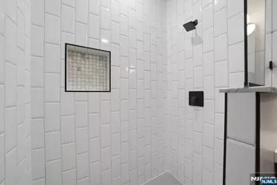 21 Lincoln 101 #101, Newark, NJ 07102 - Photo 15