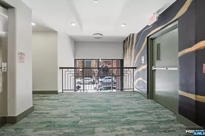 21 Lincoln 101 #101, Newark, NJ 07102 - Photo 19