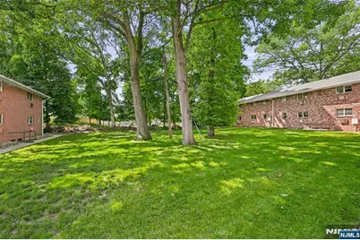 901 Washington Drive, Ramsey, NJ 07446 - Photo 15