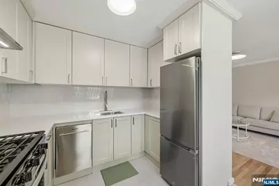 901 Washington Drive, Ramsey, NJ 07446 - Photo 5