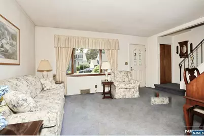 743 Palmer Avenue, Maywood, NJ 07607 - Photo 5