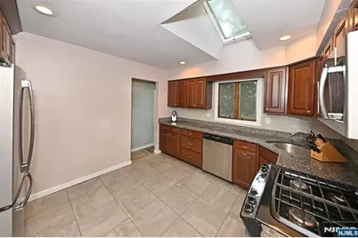 73 Ralph Avenue, Hillsdale, NJ 07642 - Photo 9