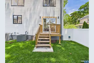64 Graham Place, Teaneck Township, NJ 07666 - Photo 29