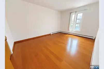 1515 11th Street 2nd #2nd, Fort Lee, NJ 07024 - Photo 9