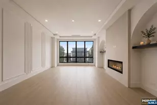 392 Undercliff Ave 1, Edgewater, NJ 07020 - Photo 3