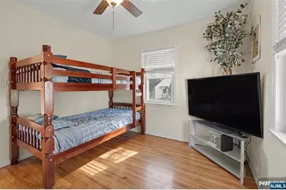 55 Stillman Avenue, Bergenfield, NJ 07621 - Photo 17