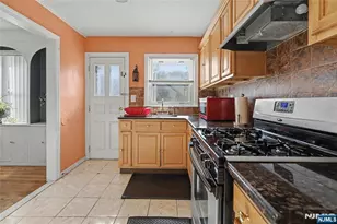 55 Stillman Ave, Bergenfield, NJ 07621 - Photo 13