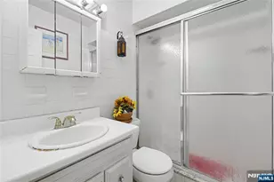55 Stillman Ave, Bergenfield, NJ 07621 - Photo 23
