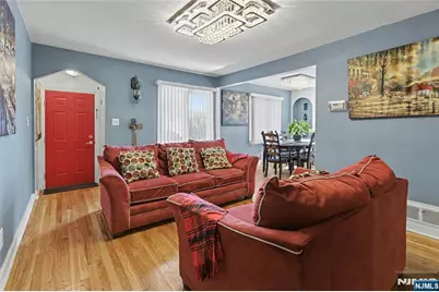 55 Stillman Avenue, Bergenfield, NJ 07621 - Photo 5