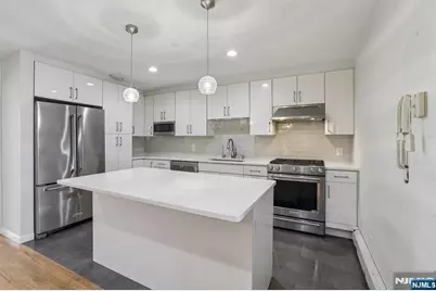 1018 Palisade Avenue 3 #3, Fort Lee, NJ 07024 - Photo 19