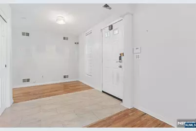 1018 Palisade Avenue 3 #3, Fort Lee, NJ 07024 - Photo 7