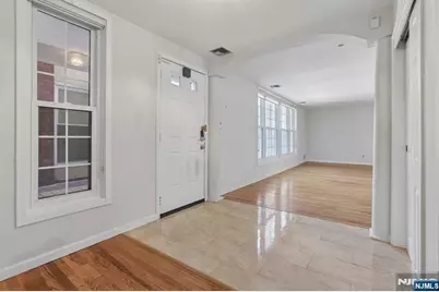 1018 Palisade Avenue 3 #3, Fort Lee, NJ 07024 - Photo 9