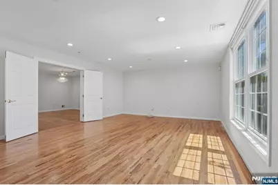 1018 Palisade Avenue 3 #3, Fort Lee, NJ 07024 - Photo 35