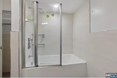 1018 Palisade Avenue 3 #3, Fort Lee, NJ 07024 - Photo 25