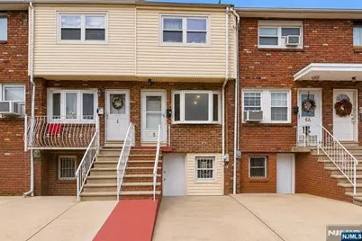 8 Van Nostrand Avenue, Jersey City, NJ 07305 - Photo 31