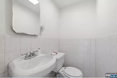 8 Van Nostrand Avenue, Jersey City, NJ 07305 - Photo 7