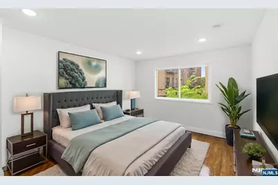 8 Van Nostrand Avenue, Jersey City, NJ 07305 - Photo 15