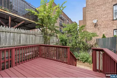 8 Van Nostrand Avenue, Jersey City, NJ 07305 - Photo 33